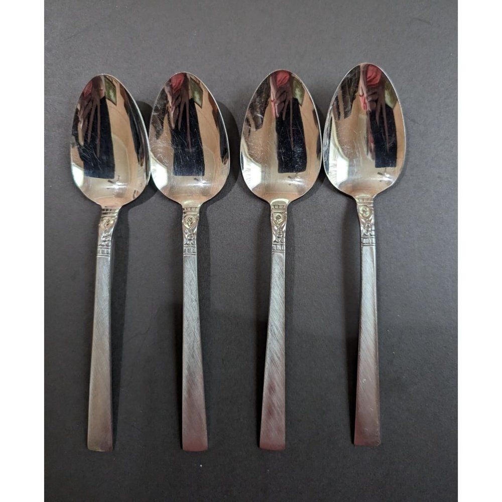 Oneida ‎ Northland (Stainless, WM Dalton oval soup spoon set of 4  7 1/4 in